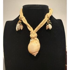 Boho Coastal Rope Shell Necklace 18"‎ Natural Seashell Statement Pendant